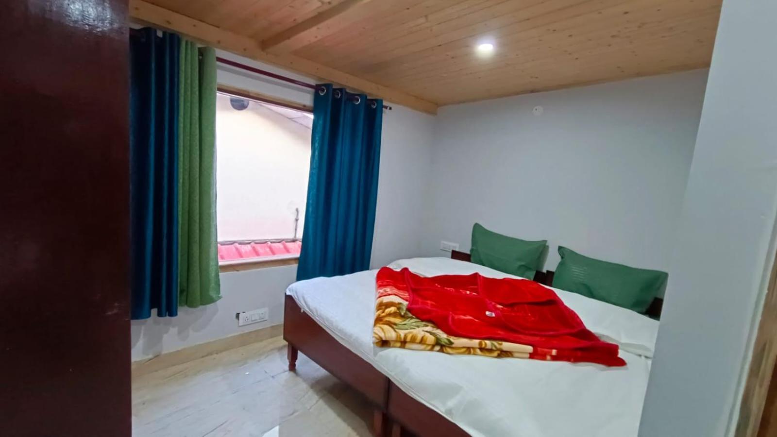 Shiv Shakti Homestay - Near Isbt, Bypass Mc Parking, Hpu, And Advance Study シムラー エクステリア 写真